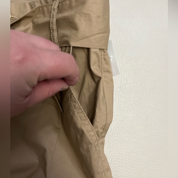 NWT - United Colors of Benetton Women’s Urban Safari Shorts - US Size 4 - Picture 4 of 10